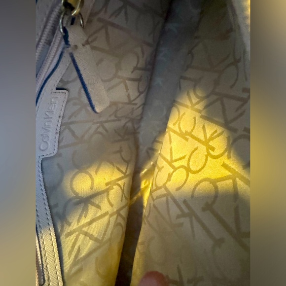 Calvin Klein Medium Signature Monogram Tote -NO CALLOUTS - Picture 6 of 8